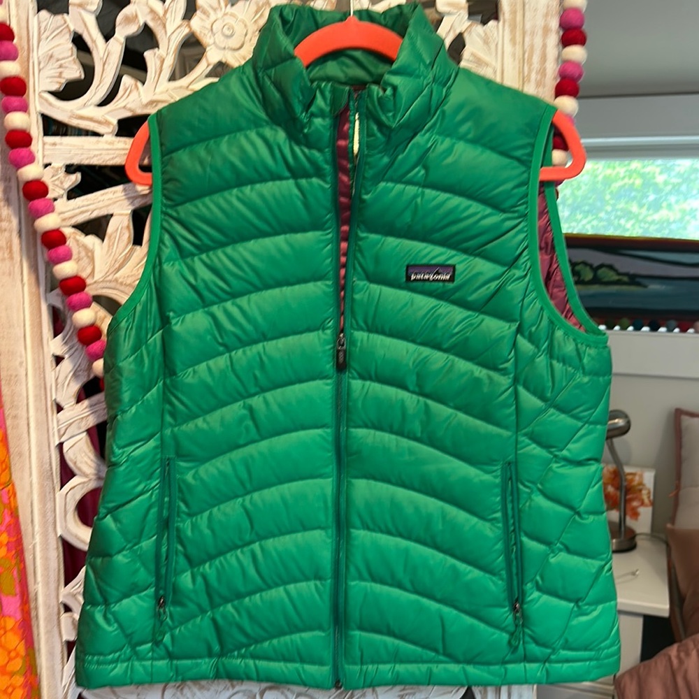 Patagonia green vest